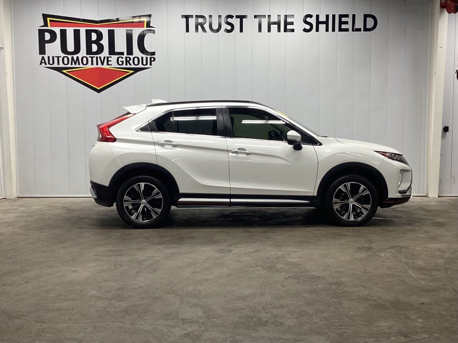 2018 Mitsubishi Eclipse Cross SEL's photo