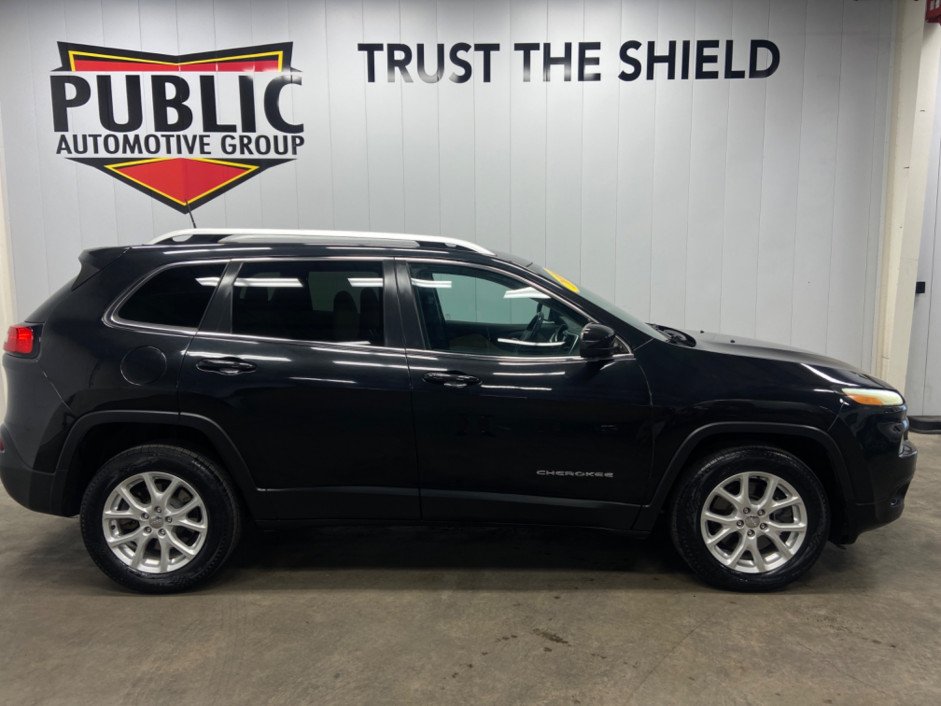 2016 Jeep Cherokee Latitude's photo