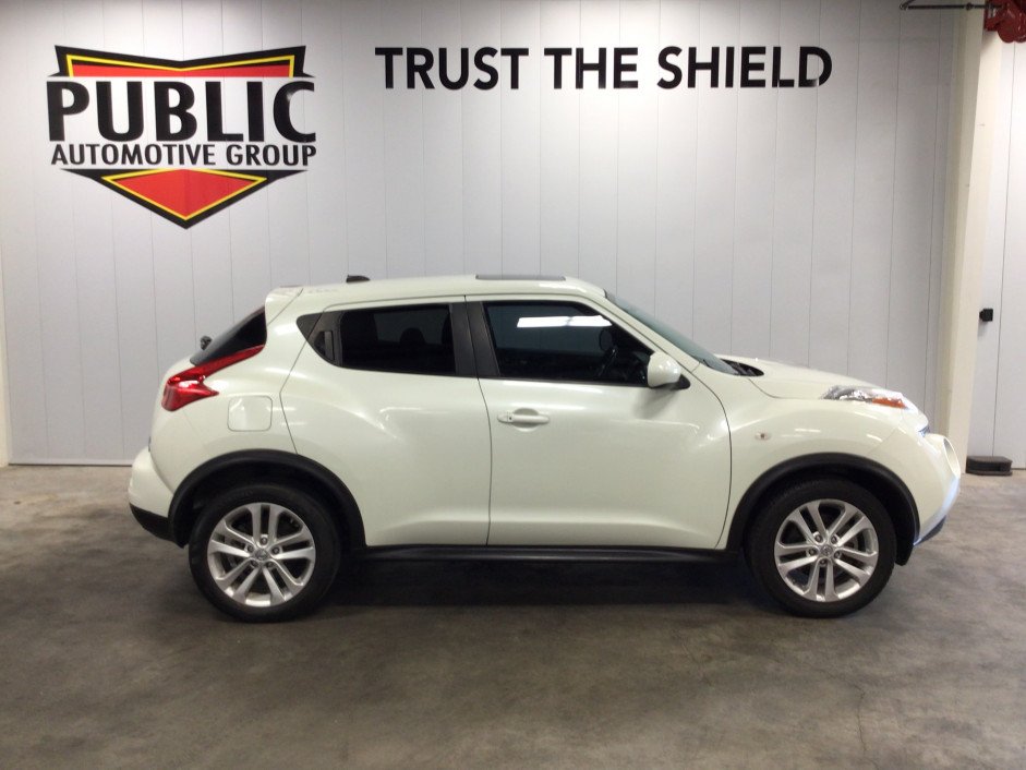 2012 Nissan JUKE SV's photo