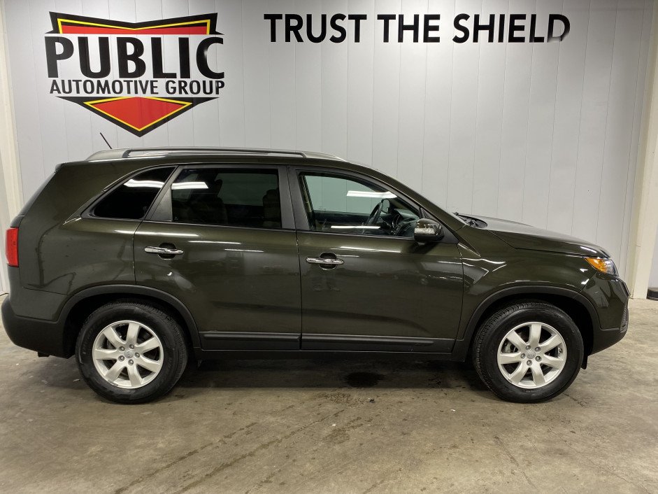 2012 Kia Sorento LX's photo